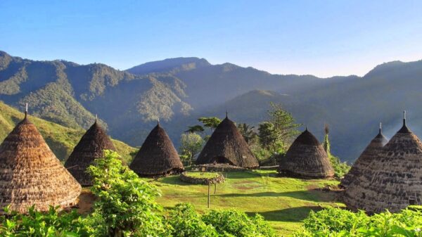 Wae Rebo Flores 2D-1N